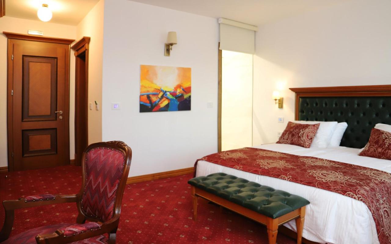 Hotel Vila Zana Гостивар Екстер'єр фото